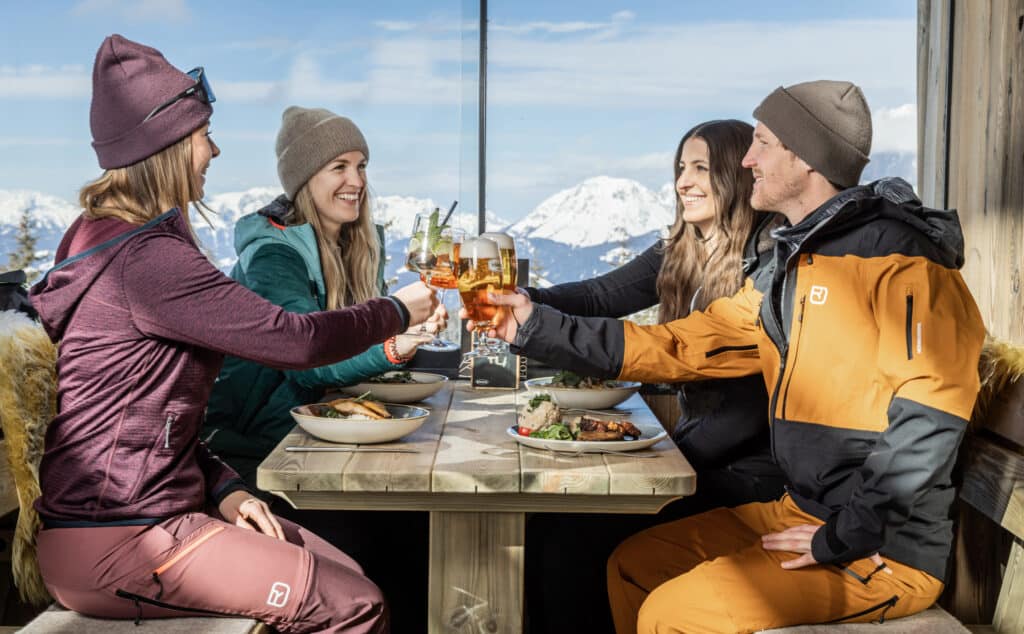 Essen in einer Ski Hütte